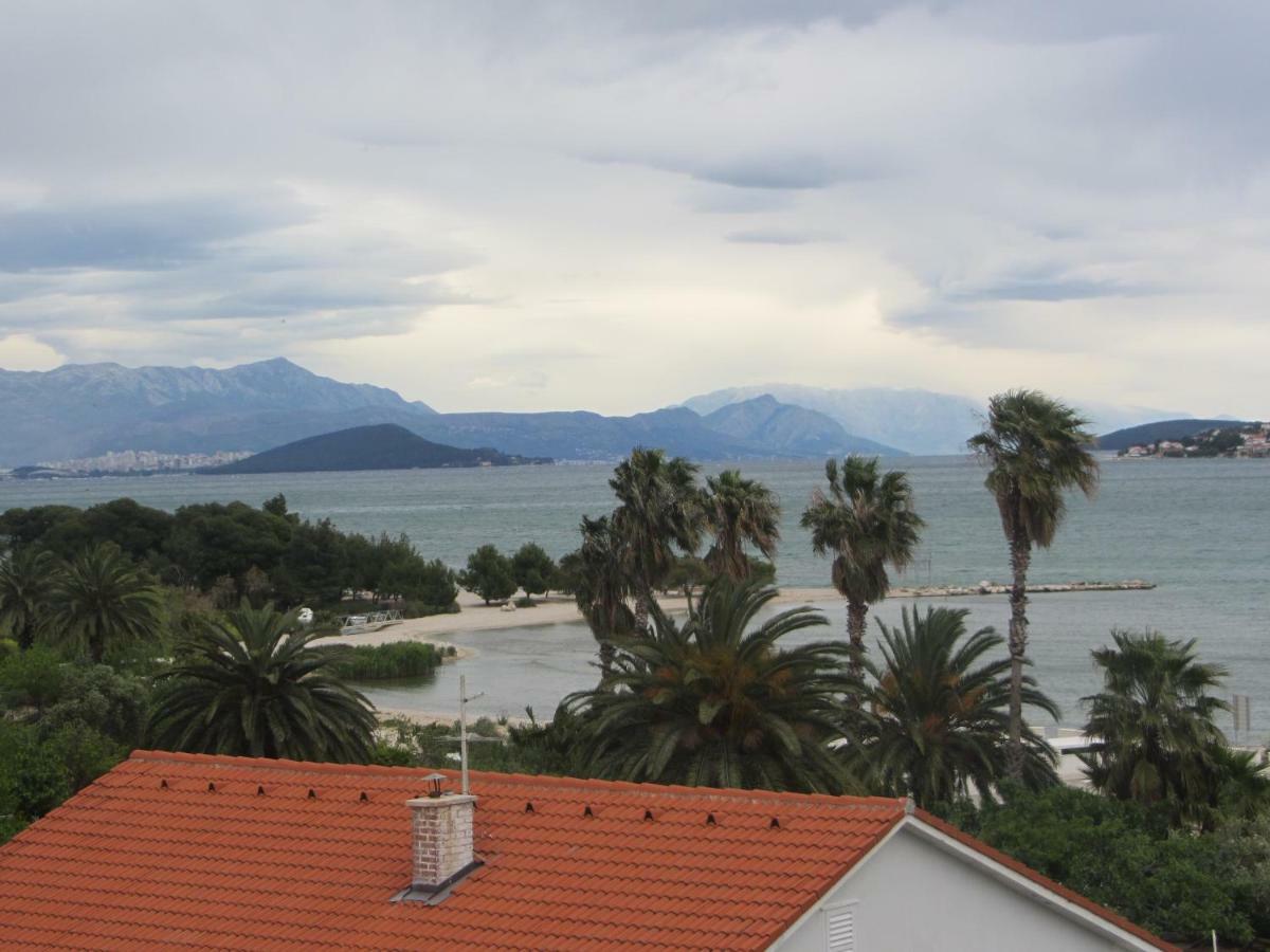 Apartments Nika Trogir Exteriör bild